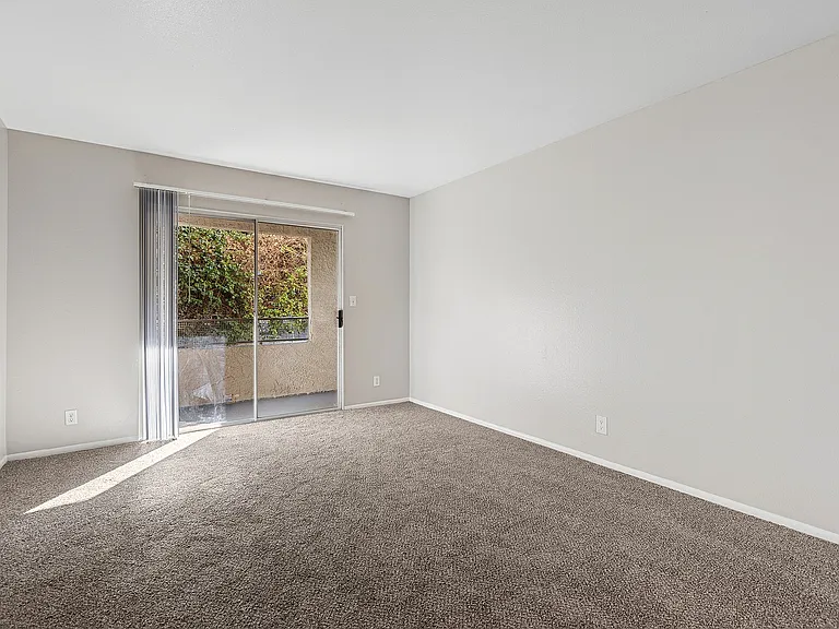 Bridge Lane Apartment Homes — Photo 17