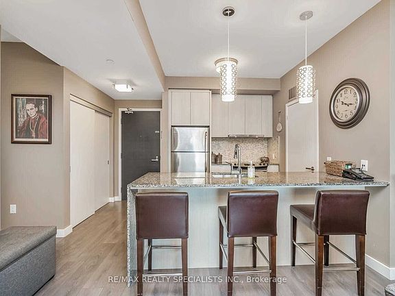 3rd image of 5025 Harvard Rd #202