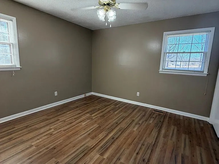 6111 Homestead Rd — Photo 29