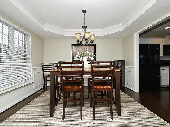 4th image of 6419 Westshire Ct