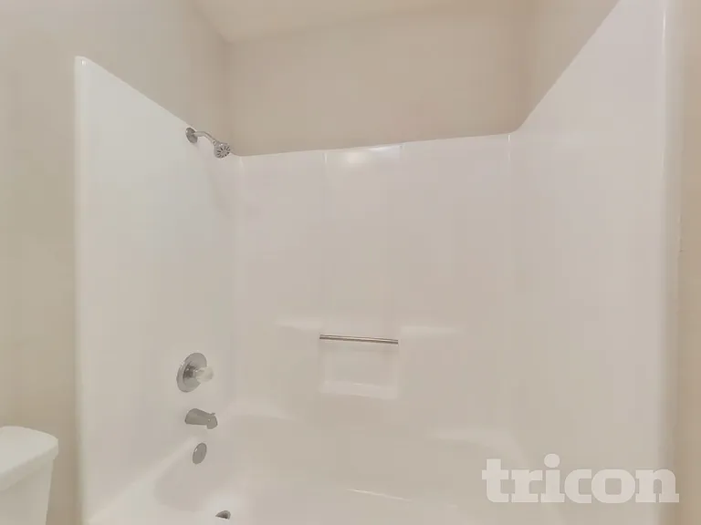 7617 Roberta Ln — Photo 10