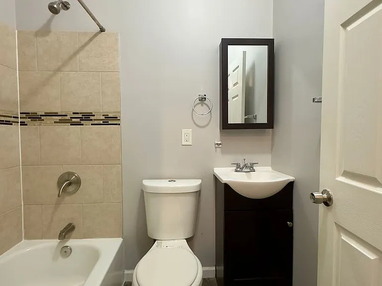 2428 N Calvert St — Photo 13