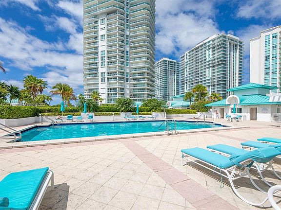 5th image of 16400 Collins Ave APT 2143