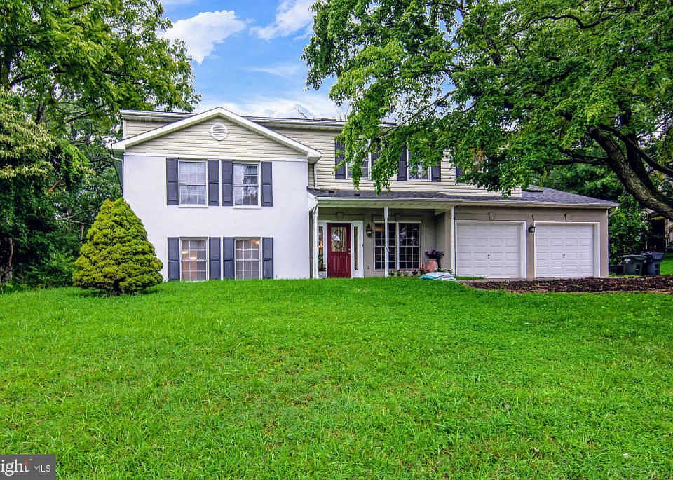 1st image of 3833 Prince William Dr