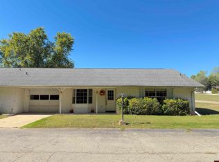 1201 Meadowbrook Dr, Mountain Home, AR 72653