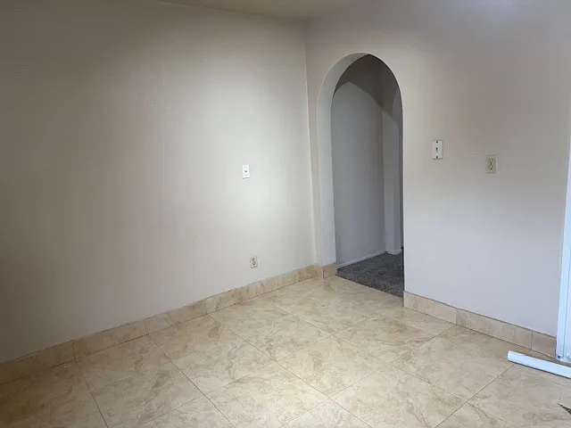 3018 Suncrest Dr #7 — Photo 1