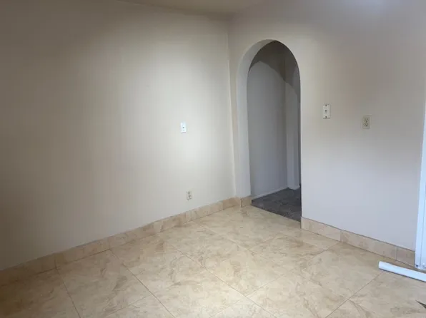 3018 Suncrest Dr APT 7, San Diego, CA 92116