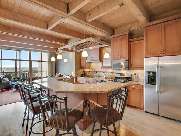 541 E Erie St Unit 505-2, Milwaukee, WI 53202