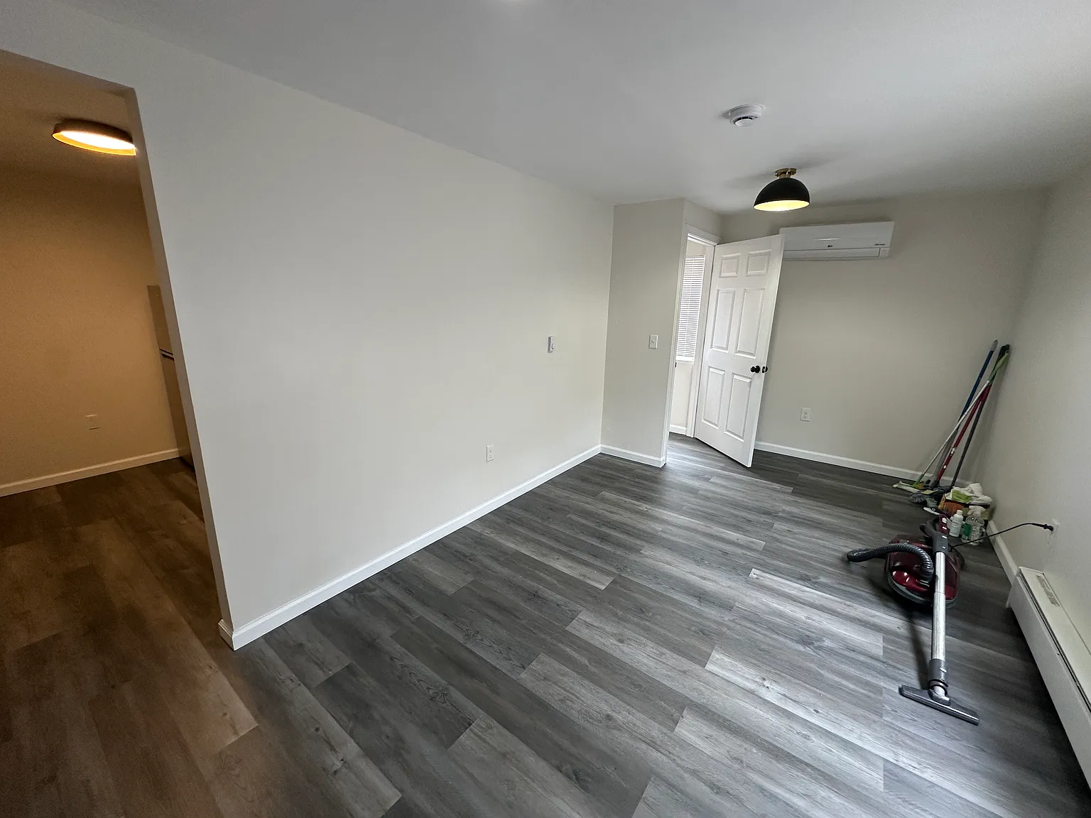1 bed, 386 sqft, $1,700 — Photo 3