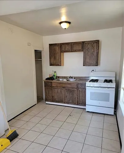 5742 W Chicago Ave #2 Photo 1