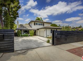 13123 Magnolia Blvd, Sherman Oaks, CA 91423