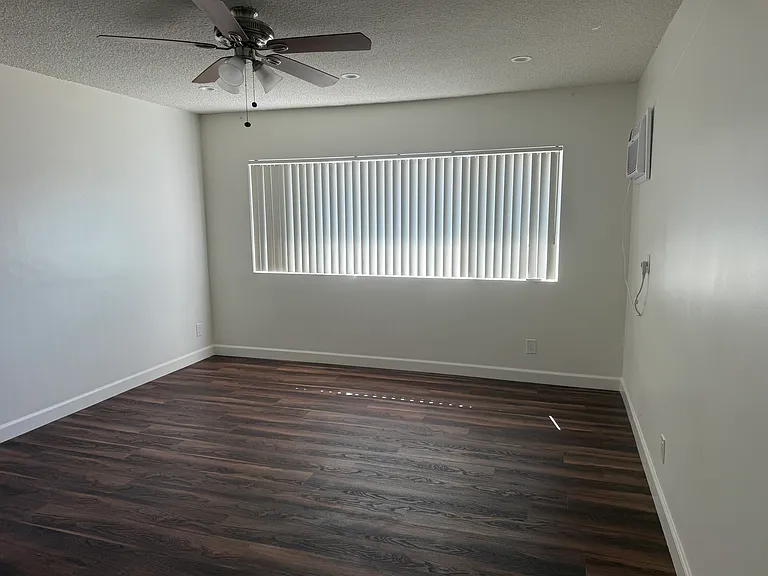 1320 S Del Mar Ave — Photo 27
