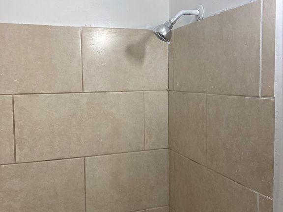 5th image of 1722 170th St APT A