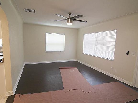 3rd image of 2040 30th St S