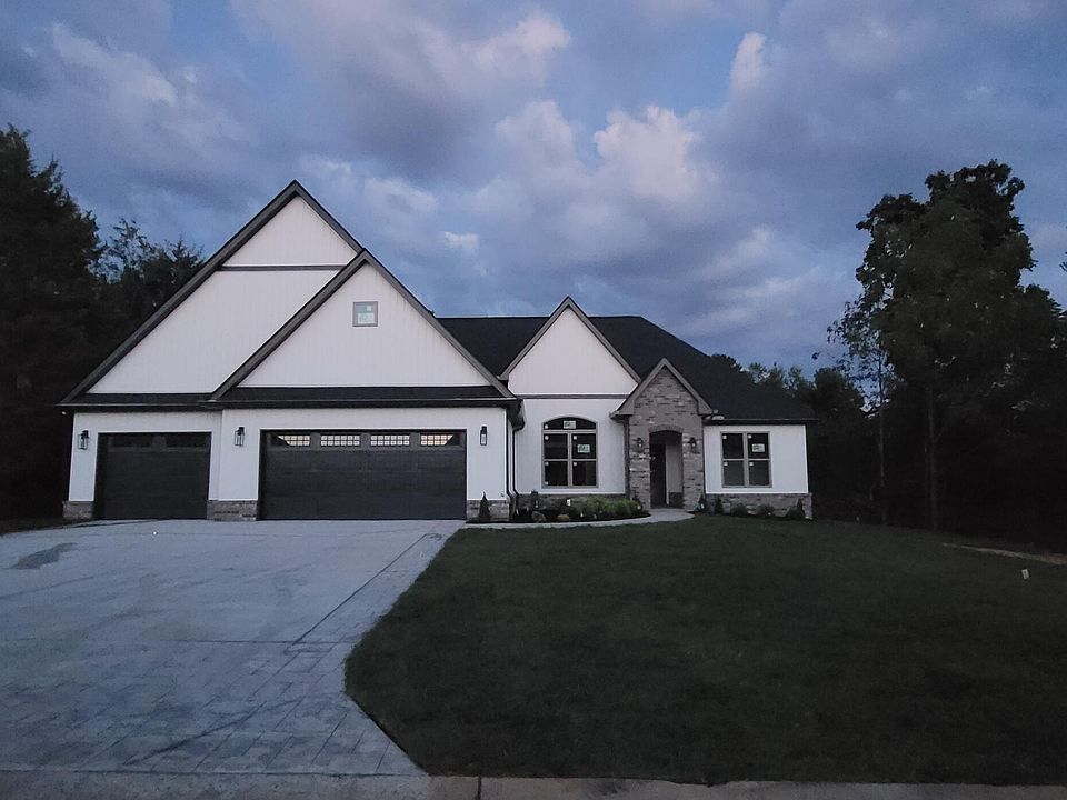 2nd image of 101 Wapiti Ln