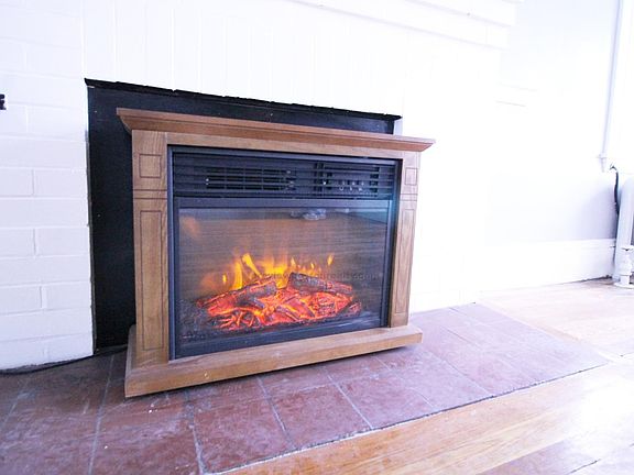 5th image of 21 S Hobart St #174