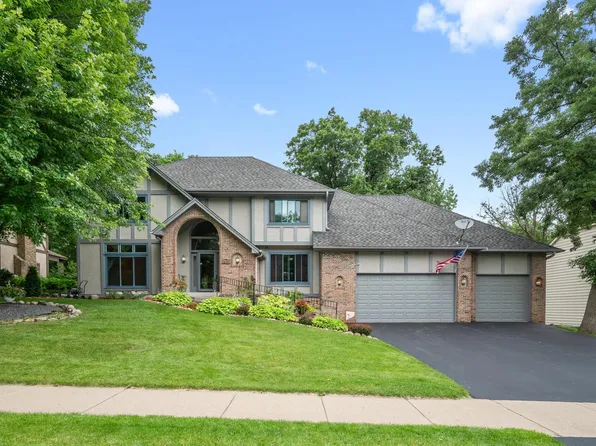 7699 138th St W, Apple Valley, MN 55124