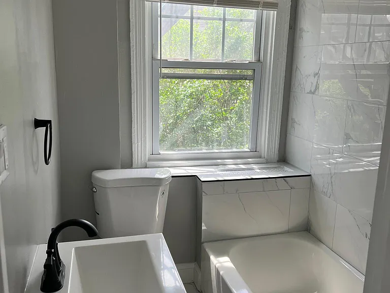 44 S Morton Ave #5 — Photo 6