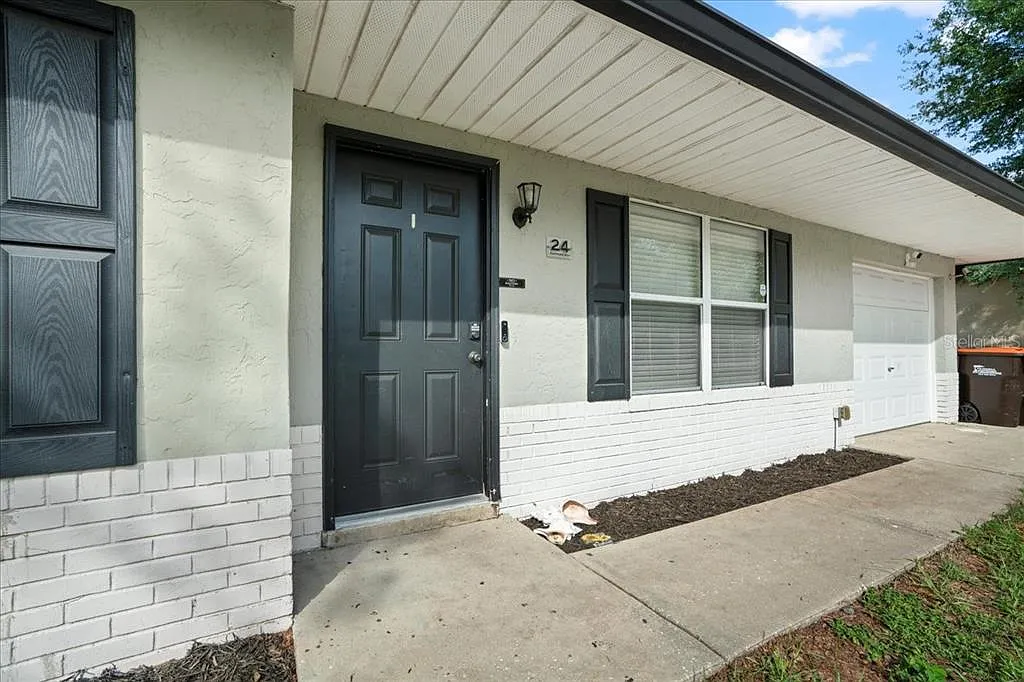 3 bed, 2.0 bath, 1246 sqft, $1,800 — Photo 3