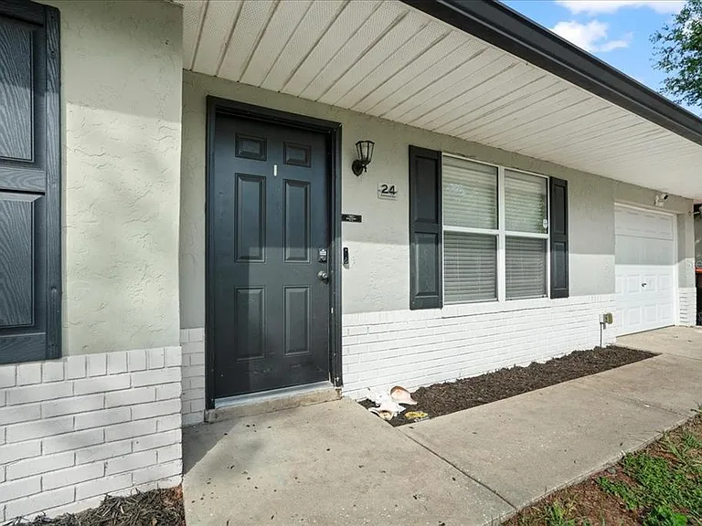 24 Sapphire Way — Photo 3
