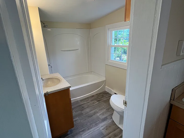 Bathroom (on first floor)