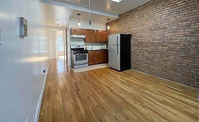 1st image of 296 Ellery St #2A