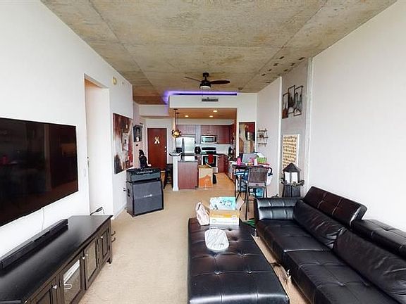 5th image of 300 S Australian Ave Unit 323