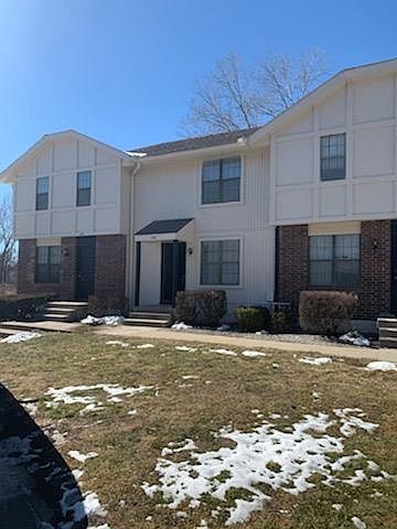 1st image of 310 NE Timbercreek Ct