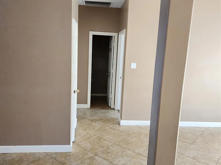 18407 Brenwood Manor Dr — Photo 9