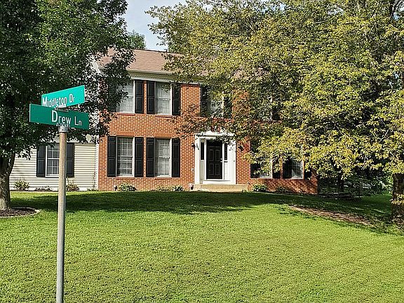 3rd image of 7304 Middleton Dr