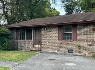 1723 Wilkinson Pike #1723, Maryville, TN 37803