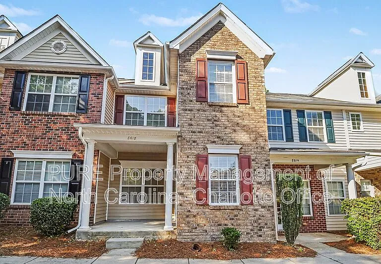 8618 Twined Creek Ln — Photo 1