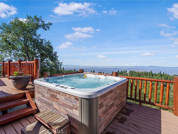 2nd image of 30757 Knoll View Dr