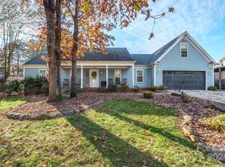 4395 Pine Harbor Dr, Denver, NC 28037