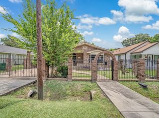 5204 Nichols St, Houston, TX 77020