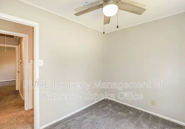 2416 SW 25th Dr — Photo 18