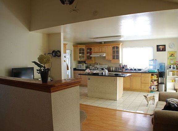 2nd image of 1326 Cotterell Dr