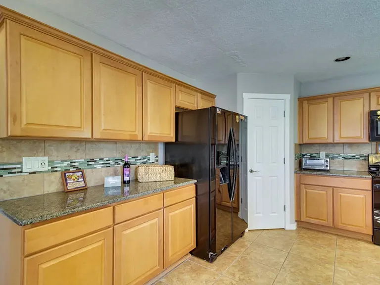 2327 Stieglitz Ave SE — Photo 17