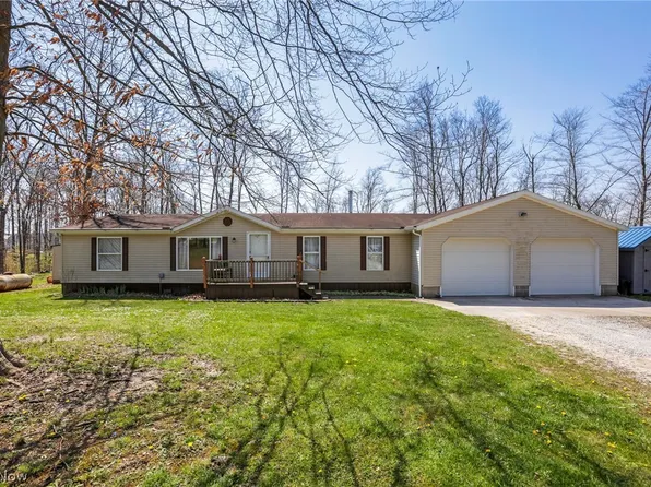 4502 Clover Rd, Cumberland, OH 43732