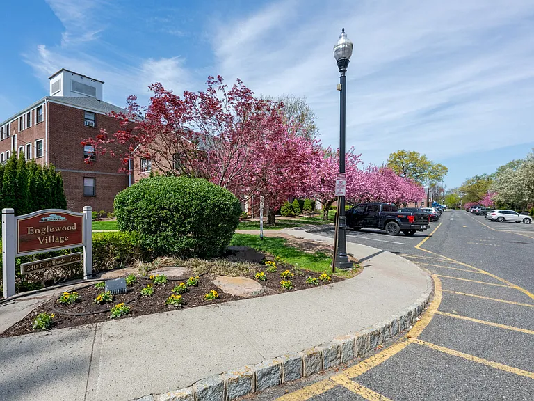 Englewood Village, LLC — Photo 13