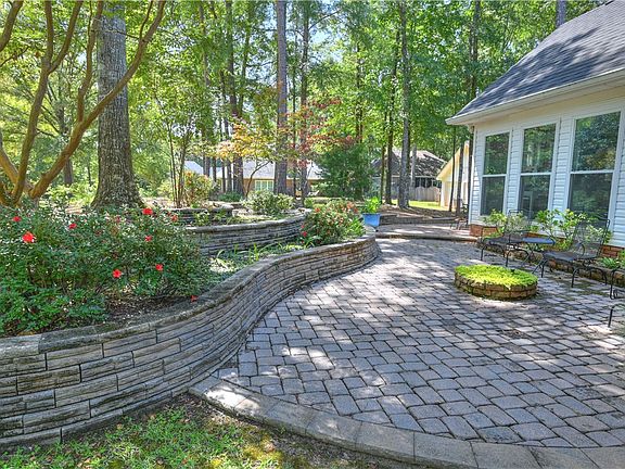 2nd image of 1280 Taylor Ct