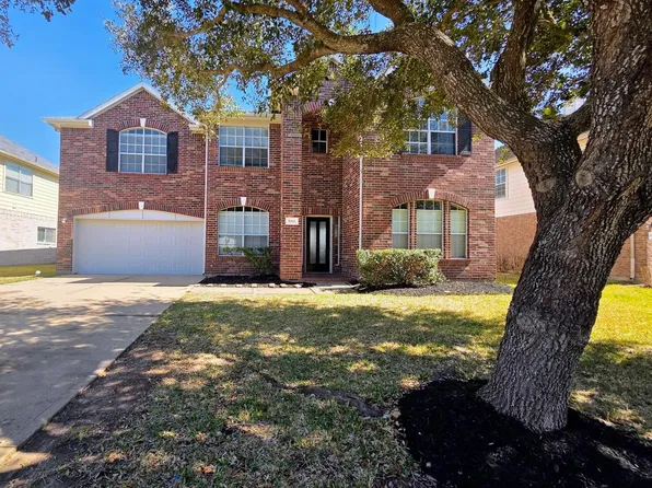 5515 Gatesprings Ln, Sugar Land, TX 77479