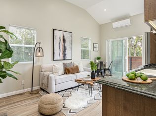 7014 Alverstone Ave, Los Angeles, CA 90045