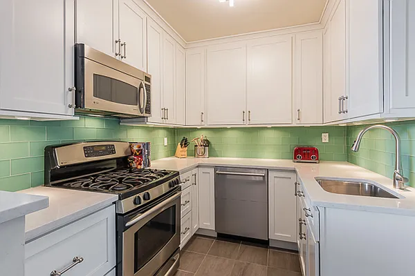 Sold by Brown Harris Stevens | media 16