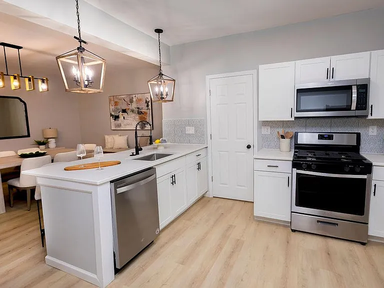 548 Fairwood Ave — Photo 12