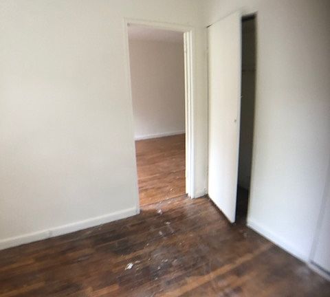 4th image of 1834 Caton Ave #6E