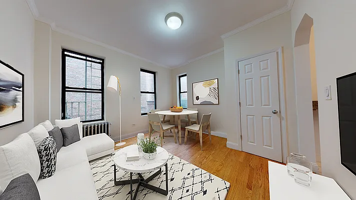 Rented by Bond New York | media 6