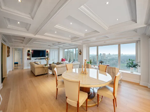 160 Central Park South image 9 of 20