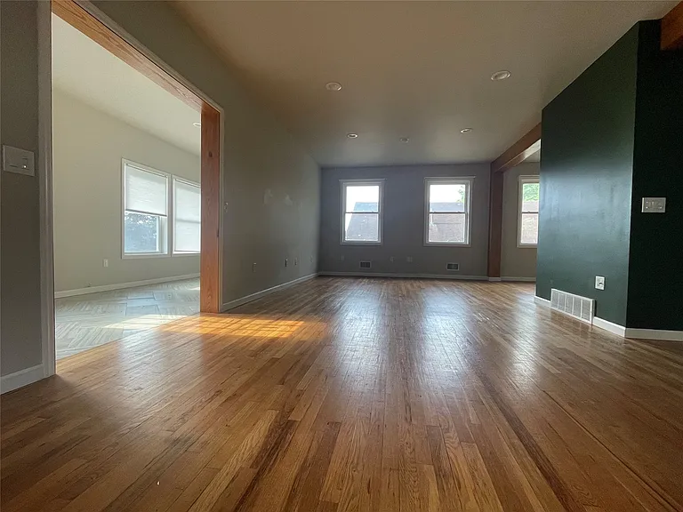 123 Robble Ave — Photo 6