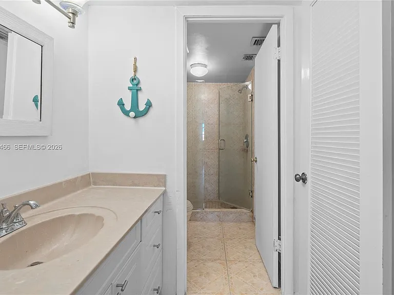 18081 Biscayne Blvd #1903 — Photo 27